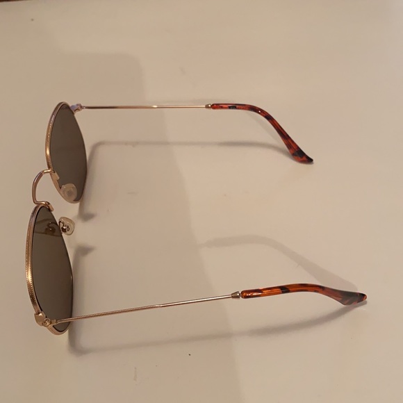 Geometric Sunglasses - Picture 3 of 5